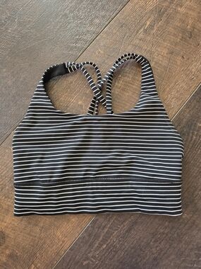Lululemon Energy Longline Bra Black White Stripe Size 6 Strappy Back